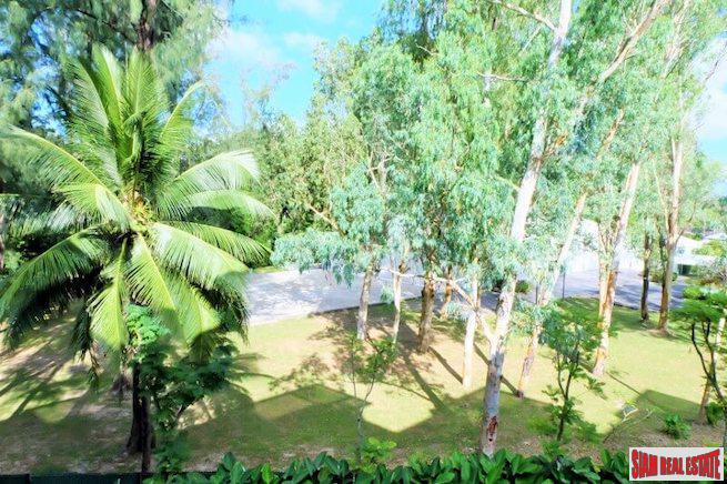Cassia Residence | Peaceful Lagoon Views from the One Bedroom Laguna Condo for Sale-3