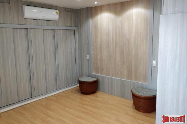 President Park | Three Bed Renovated Condo for Sale at Sukhumvit 24-11