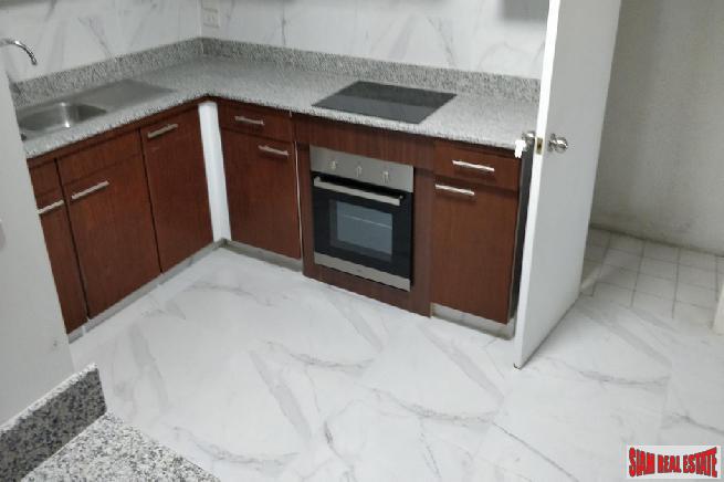 President Park | Three Bed Renovated Condo for Sale at Sukhumvit 24-21