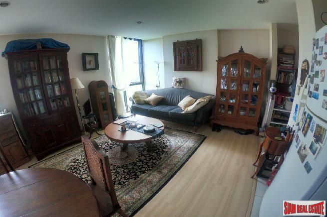 Apple Condo | Large 1 Bed Condo for Sale in Low-Rise Building with Serene Surroundings at Sukhumvit 107, BTS Bearing-11