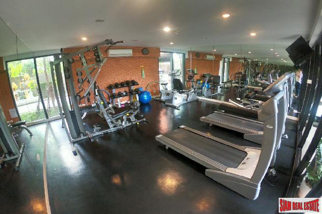 Apple Condo | Large 1 Bed Condo for Sale in Low-Rise Building with Serene Surroundings at Sukhumvit 107, BTS Bearing-16
