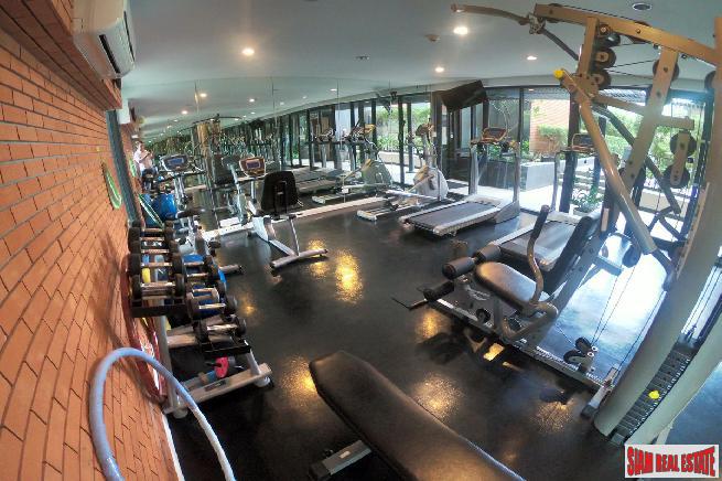 Apple Condo | Large 1 Bed Condo for Sale in Low-Rise Building with Serene Surroundings at Sukhumvit 107, BTS Bearing-17