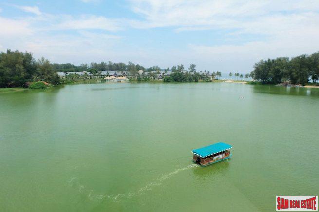 Cassia Residence | Spacious Two Bedroom Laguna Condo with Excellent Sea & Lagoon Views-4