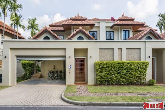 Laguna Townhomes | Outstanding Four Bedroom Townhouse for Sale with Private Pool and Lagoon Views-9