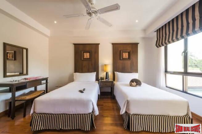 Laguna Townhomes | Outstanding Four Bedroom Townhouse for Sale with Private Pool and Lagoon Views-3