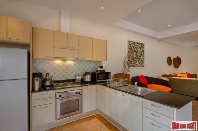 Laguna Townhomes | Fantastic Four Bedroom Townhome with Private Pool & Golf Views for Sale-5