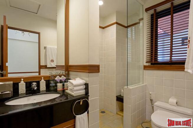 Laguna Townhomes | Fantastic Four Bedroom Townhome with Private Pool & Golf Views for Sale-6