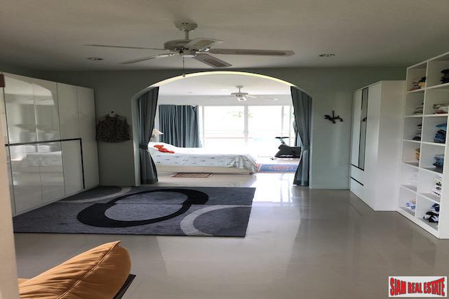 Large Four Bedroom Pool Villa with Private Pool and Garden in Cherng Talay-5
