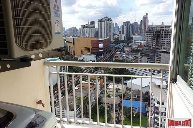 Life @ Sukhumvit | Furnished One Bed City View Condo Directly on Sukhumvit Located on High Floor close to BTS at Ekkamai/Phra Khanong-8