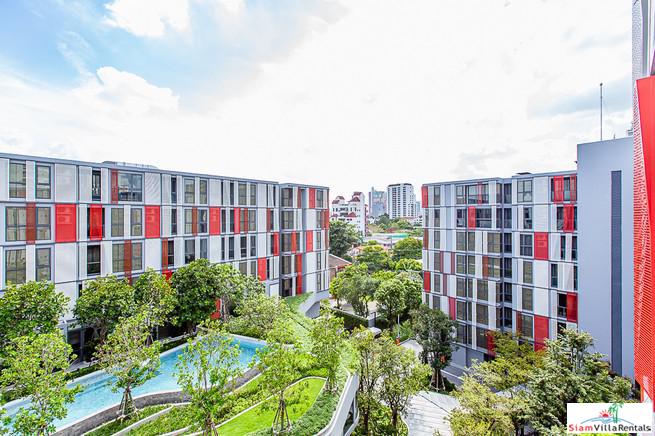 Taka Haus Ekamai 12 | Nicely Decorated and Fully Furnished Two Bedroom Condo for Rent