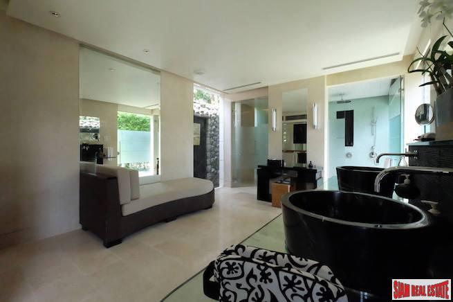 Banyan Tree Residence | Lavish Two Bedroom Laguna Pool Villa with Peaceful Lagoon Views