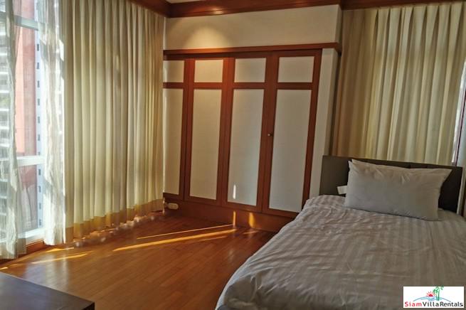 Grand Langsuan | Large Two Bedroom Condo for Rent with City Views and Pet Friendly in Chit Lom