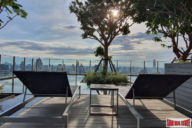 Newly Completed High-Rise at Sukhumvit 19, Central Asoke - 2 Bed Units - Thai Freehold Only-12