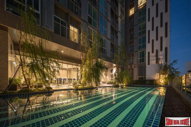 Newly Completed High-Rise Condo at Ratchada, MRT Thailand Cultural Centre - Two Bed Units - 15% Discount on Last 3 Units!-1