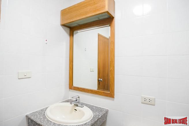 Liberty Park II | Spacious Two Bedroom Recently Decorated Condo for Sale in Nana-12