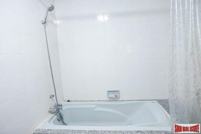 Liberty Park II | Spacious Two Bedroom Recently Decorated Condo for Sale in Nana-7