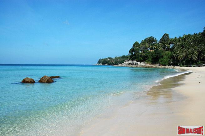 The Chava | Luxurious Five Bedroom Condo For Sale in the Chava on Surin Beach-25