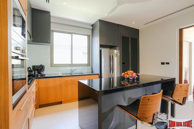 New Contemporary Three Bedroom Pool Villa with Modern Furniture for Sale in Cherng Talay-7