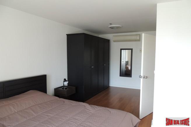 One Condo Sukhumvit 26 | Fantastic Opportunity - Two Side by Side units with Unblocked City Views-16