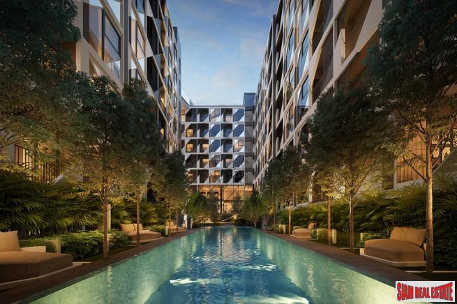 New Low-Rise Condo in Ratchada Area, Close to Offices and Shopping, 350 Metres to MRT Huai Khwang - 2 Bed, 1 Bath Units-0