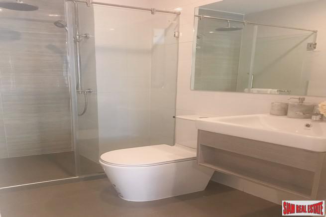 New High-Rise Smart Condo in Construction with Excellent Facilities on Connecting Road between Sukhumvit and Thepharak - 0 Metres to MRT - 1 Bed Units-17