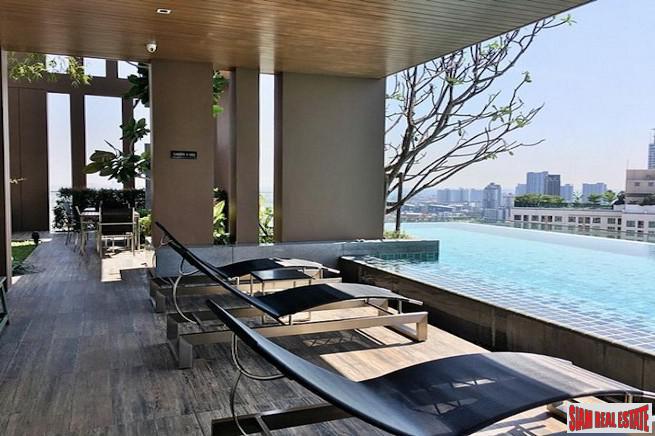 The Lofts Ekkamai | New Furnished One Bedroom for Sale Near BTS Ekkamai-6
