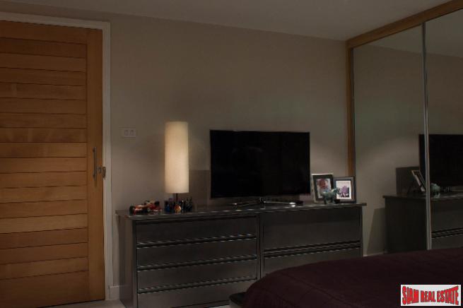 Baxtor Condominium | Corner unit, Sweeping Views, Top floor, Fully Furnished-8