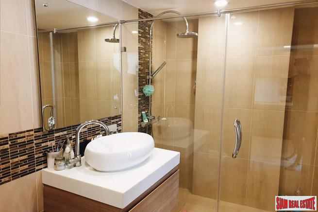 Calypso Condominium | Private One Bedroom Corner Unit for Sale Near Nai Harn Beach-1