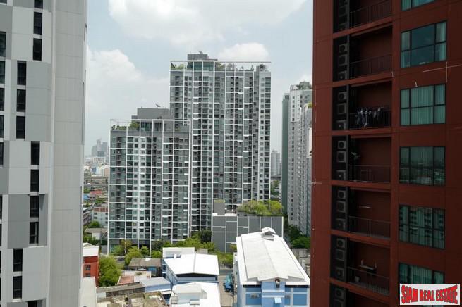 WYNE Sukhumvit | One Bedroom for Sale with Nice City and Pool Views in Phra Khanong-6