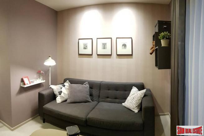 Rhythm Sukhumvit 36 | Comfortable One Bedroom Thong Lo Condo for Sale with City & Pool Views-10