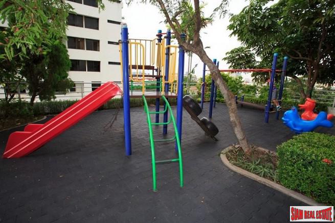 Regent on the Park 3 | Spacious and Newly Renovated Three Bedroom Condo for Sale in Phrom Phong-15