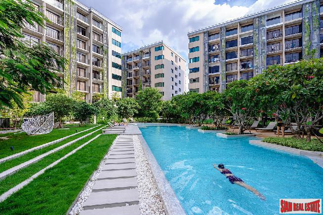 Blossom Condo @ Sathorn - Charoenrat | City and Temple Views from this New 2 Bed Corner Unit on the Top Floor-0
