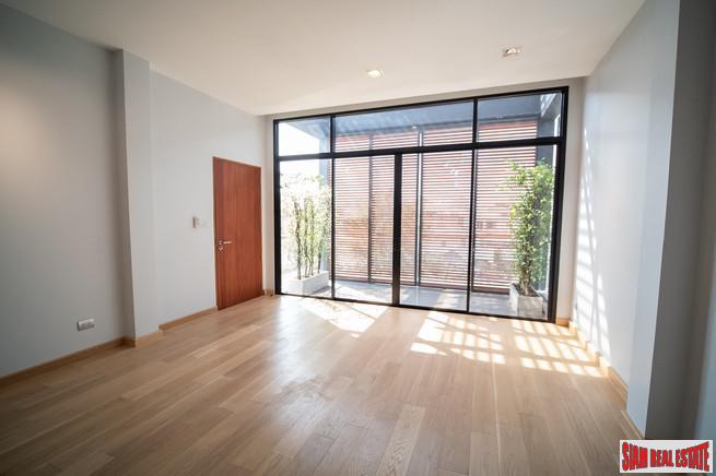 Brand New Single House with Swimming Pool - Good for Office or Residence-19