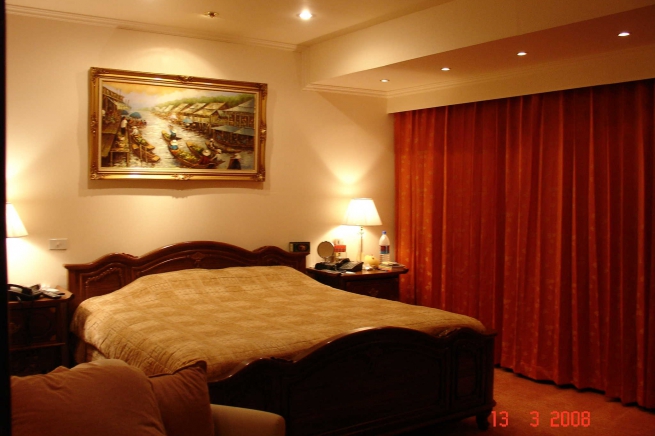 Country Complex Tower B BTS Bangna | 260 sqm 11th Floor Renovated 5 Units Combined Condo on Bangna Intersection-9