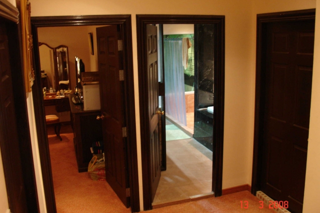 Country Complex Tower B BTS Bangna | 260 sqm 11th Floor Renovated 5 Units Combined Condo on Bangna Intersection-10