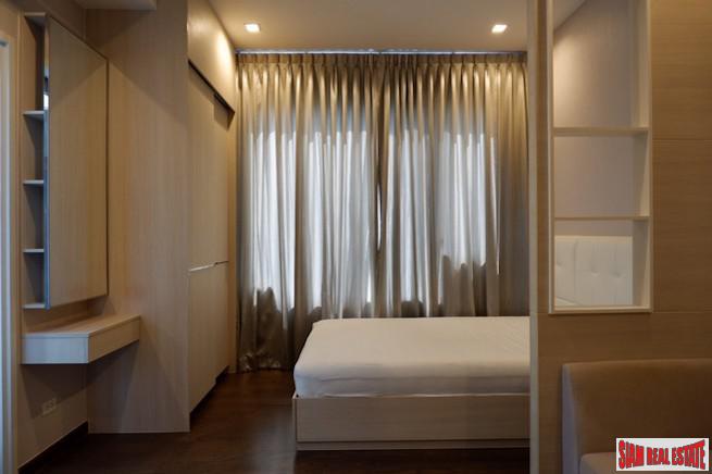 Q Asoke | Cozy Rare Studio Unit for Sale with Pool & City Views in Petchaburi-9