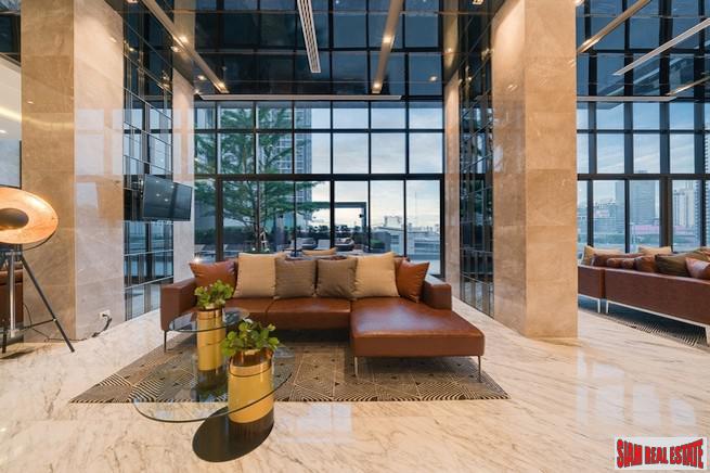 Chewathai Residence Asoke | Brightly Decorated City View Condo with Loft-style Bedroom near MRT Rama 9-3