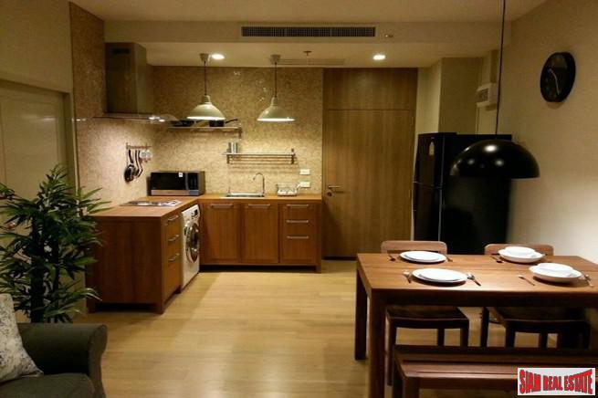 Noble Reveal | Warm and Homey One Bedroom with Clear City Views for Sale in Ekkamai-5