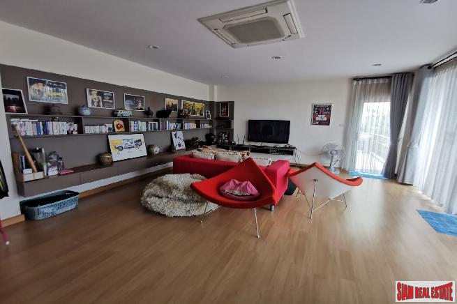 Ultimate Home Office | Large Luxury 5 Bed House with Private Pool Plus Office Building at Bang Chak, Close to BTS Punnawithi-20