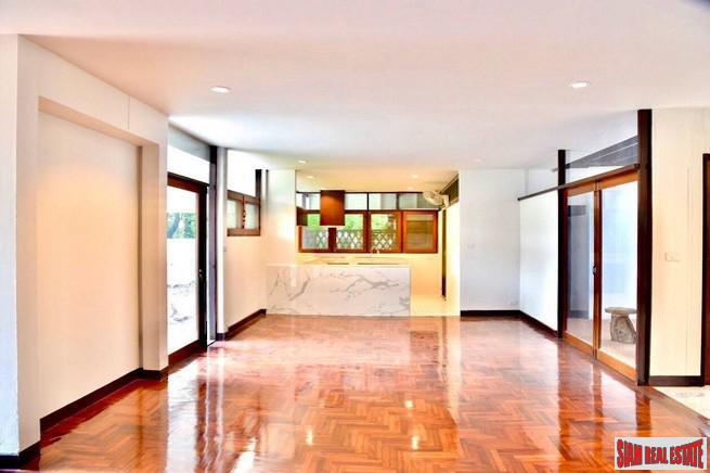 Three Bedroom Stand Alone House for Rent Five Minutes from BTS Thong Lo - Pet Friendly & Large Garden!-7