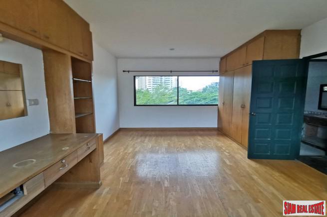 Baan Charoenmitr | Large Family Style Three Bedroom Townhouse for Sale on Quiet Ekkamai Alley-1