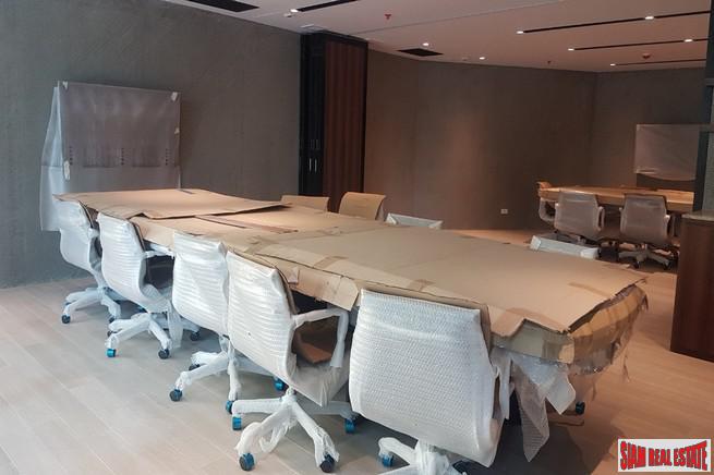 Newly Completed High-Rise Condo by Leading Thai Developer with Extensive Facilities and Green Area at Udomsuk, Bangna - Two Bed Plus - 12% Discount!-18