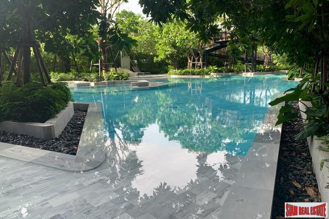 Newly Completed High-Rise at New Rama 9 Area on Ramkhamhaeng Road 9 Close to MRT by Leading Thai Developers - Studio Units - Up to 10% Discount!-24