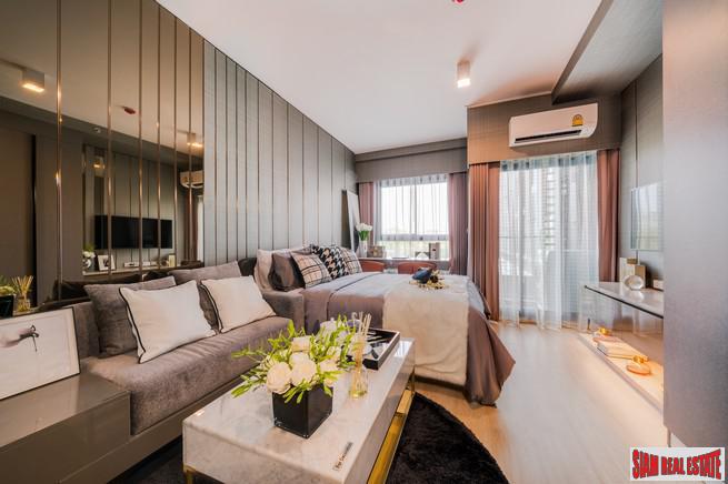Newly Completed High-Rise at New Rama 9 Area on Ramkhamhaeng Road 9 Close to MRT by Leading Thai Developers - Studio Units - Up to 10% Discount!-6