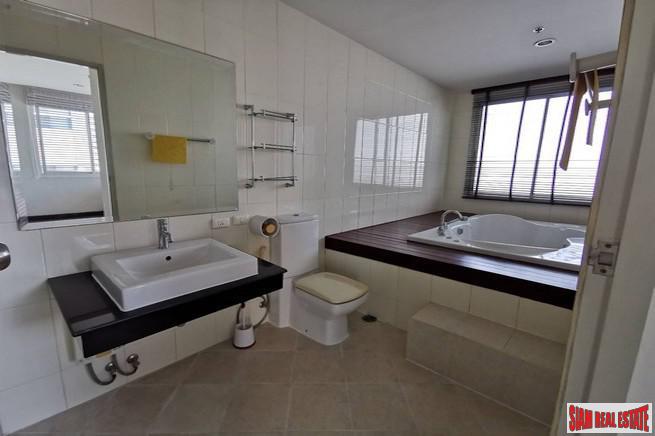 The Master Centrium | Unique Three Bedroom Asok Condo on 25th Floor for Sale with Separate Living Quarters-8