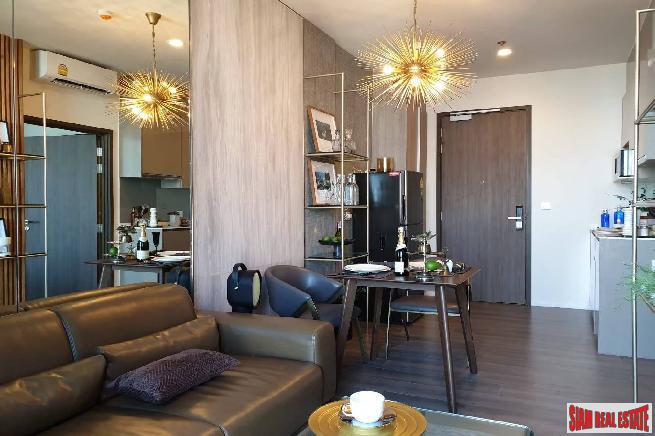 Newly Completed High-Rise Green Condo with 2 Rai of Gardens by Luxury Developers at Sukhumvit 101/1 - 2 Bed Units-12
