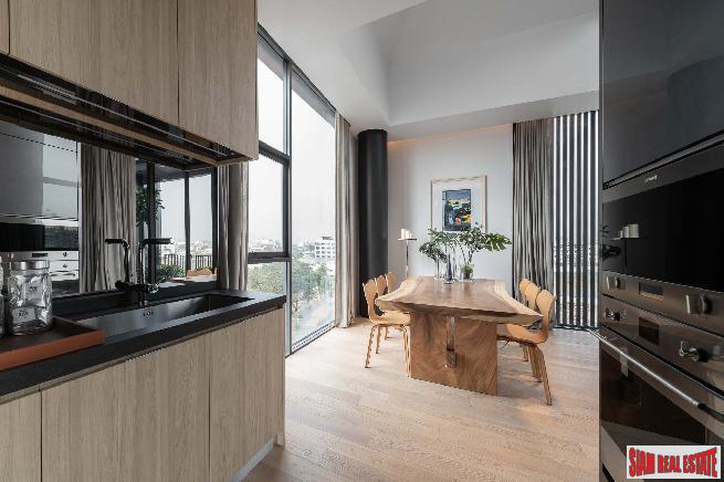 Luxury Development of 5 Newly Completed 5 Storey Home Offices at Phatthanakan, Suan Luang-9