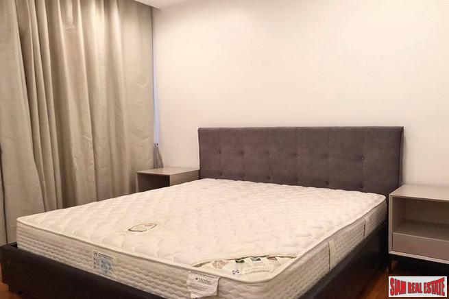 Baan Siri 31 | Reduced price Large Newly Refurbished Two Bedroom Corner Condo for Sale in Phrom Phong-3