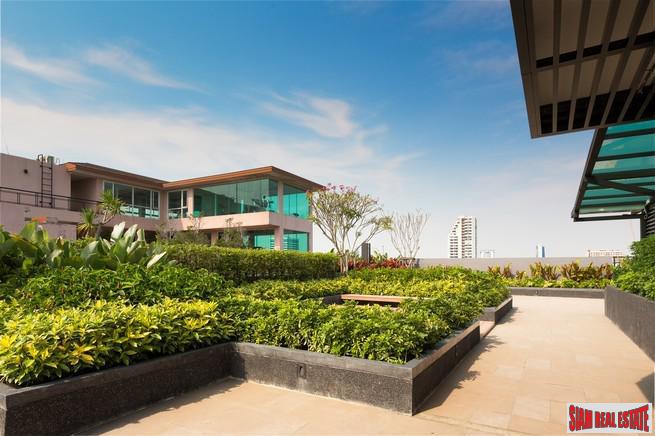 Low-Rise Quality Condo at Soi Thong Lor with Roof Facilities, close to Phetchaburi Road - 1 Bed Units-12