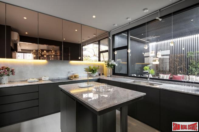 New Project in Construction Of Modern Smart Home Town Houses with Large Club House at Ladprao-11